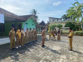 Apel Rutin Hari Senin Pamong Kalurahan Girisekar 
