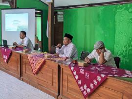 Pembinaan Kelompok Informasi Masyarakat ( KIM ) Kalurahan Girisekar 