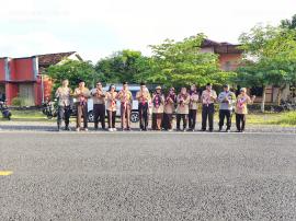 Kampung Pramuka Kalurahan Girisekar Bagikan Takjil di JJLS